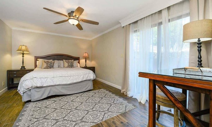 Vichy Springs Condo | Elegant Napa Escape | Walk to Wineries & Dining