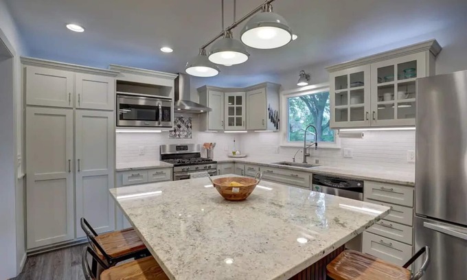 Middleton House | Elegant Space–Premium Kitchen–Spacious & Ideal for Gathering w/Friends & Family