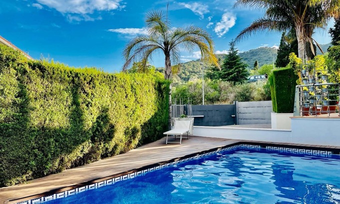 Vilassar de Dalt Villa | Elegante Casa con Piscina, Sauna, Gimnasio y A/C a 25 km de Barcelona