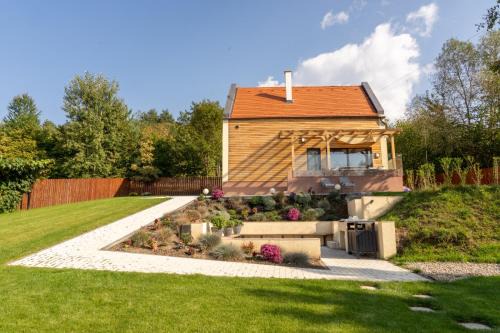 Bicfalau Villa | Eleonora Residence