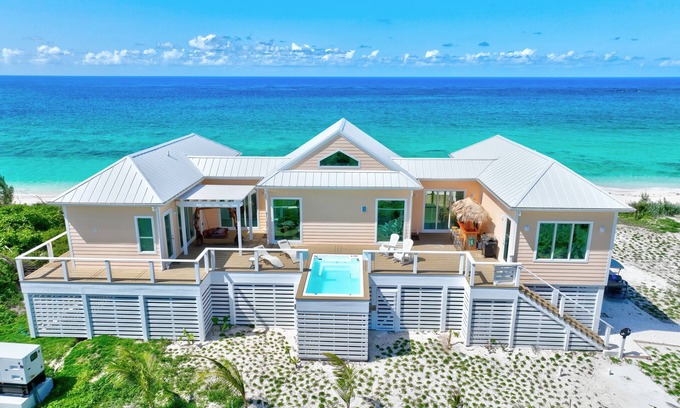 Great Guana Cay House | Elephant Beach House 2.0 - Stunning Views at your Secluded Bahamas Beach House