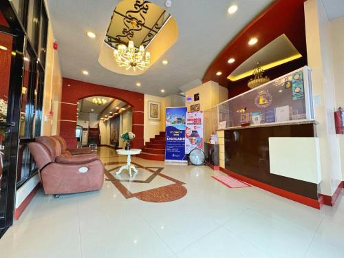 Pili Hotel | Elizabeth Hotel - Naga