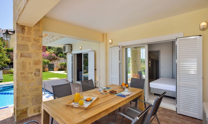 Makrys Tichos Villa | Elma's Villa, a peaceful, family friendly villa, close to Agioi Apostoloi beach