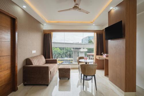 Bellandur Hotel | Elmas Suites Bellandur
