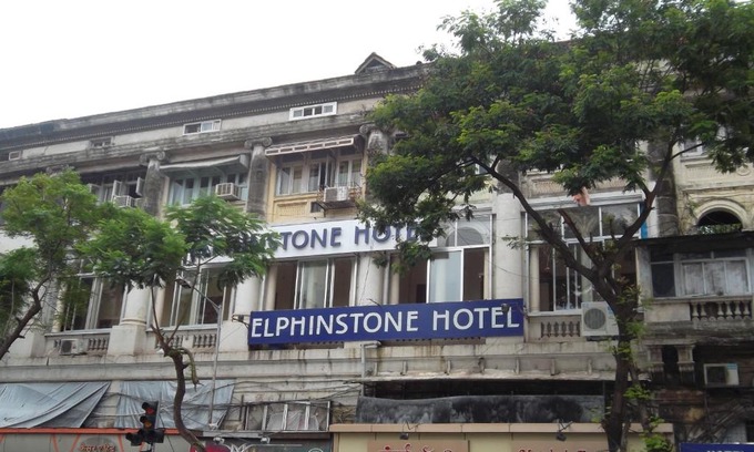 Fort Hotel | Elphinstone Hotel