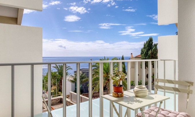 Sao Martinho Apartment | Elsas Place, a Home in Madeira