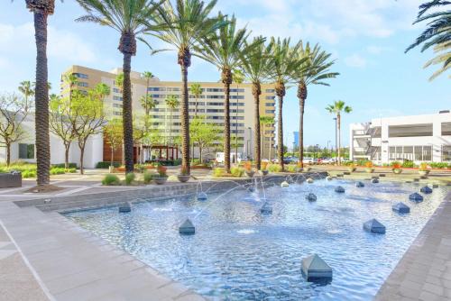 Orange Hotel | Embassy Suites by Hilton Anaheim-Orange