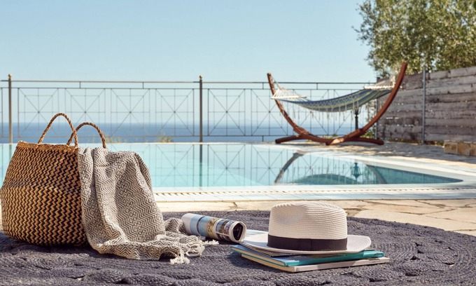Varvara Villa | Emerald Classic Villa