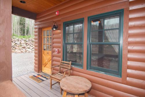 Paonia House | EML 6 Hidey-Hole Cabin