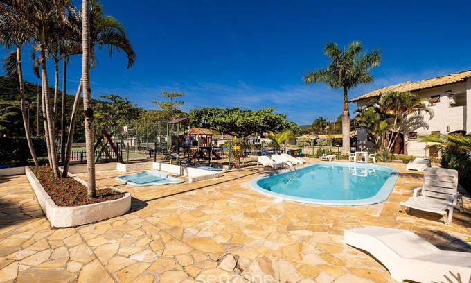 Ponta das Canas Apartment | Encantador Apto Beira-mar Floripa Rpb037