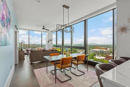 Downtown Asheville Apartment | Endless Sunset Retreat