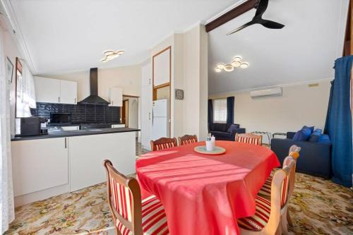 Brown Hill Apartment | Enjoy a unique boutique space in a great location