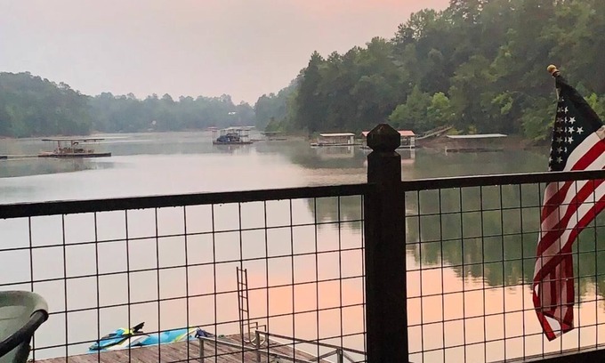 Houston House | Enjoy a Water Getaway! Book the A-frame now!