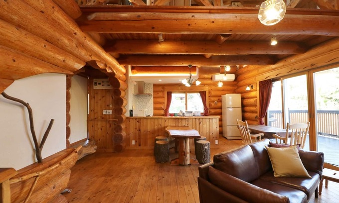 Yawatano House | Enjoy hot springs on BBQ Log cabin that appears /Ito Shizuoka