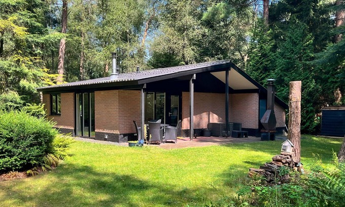 Giethmen House | Enjoy nature and tranquility at Bosbungalow Oosterhaard
