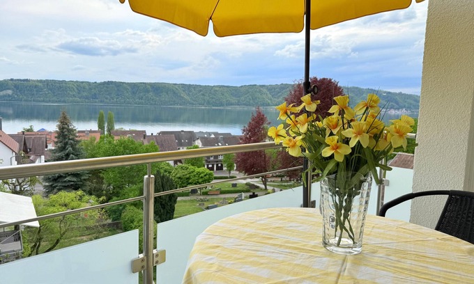 Sipplingen Apartment | Enjoy relaxing days in the BELLEVUE vacation apartment in Sipplingen
