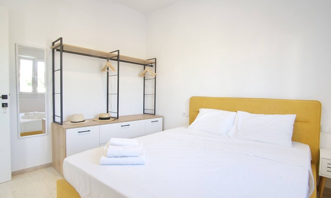 Analipsi Apartment | Enjoy the Crete during your holidays in a cozy apartment next to the sandy beach
