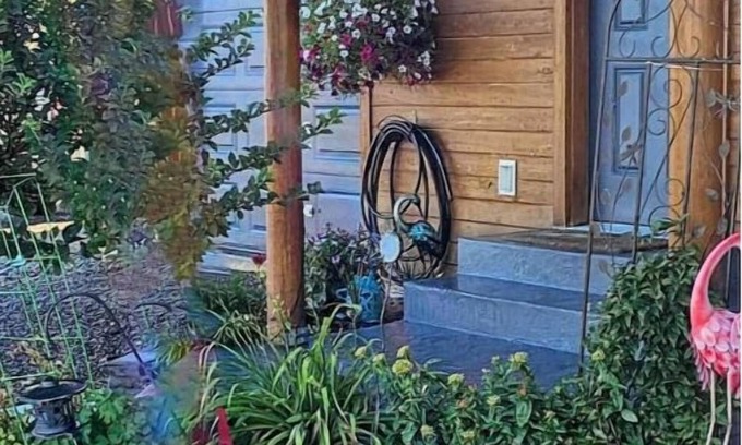 Lemhi County Cabin | Enjoy the serenity of the Pahsimeroi in a Charming 3-bed 2-bath cabin. WiFi, AC