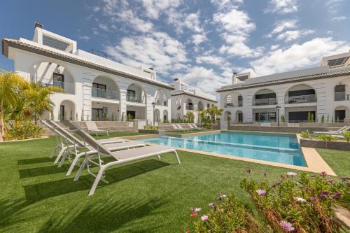 Quesada Apartment | Enora Garden Quesada 16