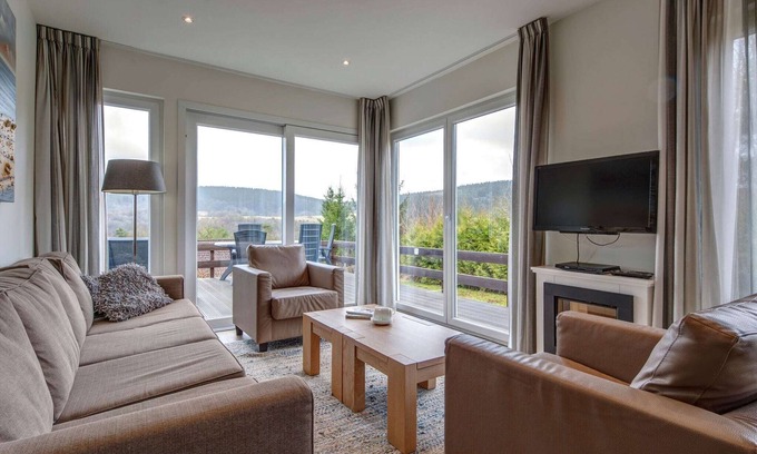 Kronenburg House | Enticing Holiday Home in Dahlem with Roofed Terrace