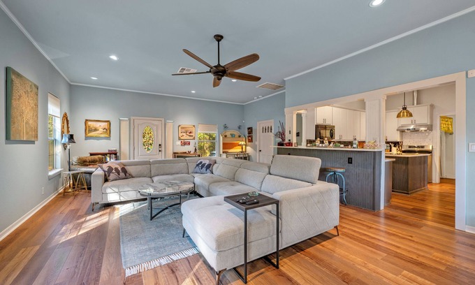 Mead House | Entire Home! Fantastic Kitchen! 3 Full Baths