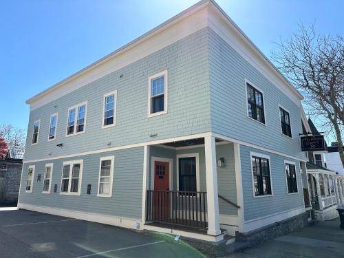 Newport Hotel | Entire Modern 7 Unit 7 Bath Boutique Inn
