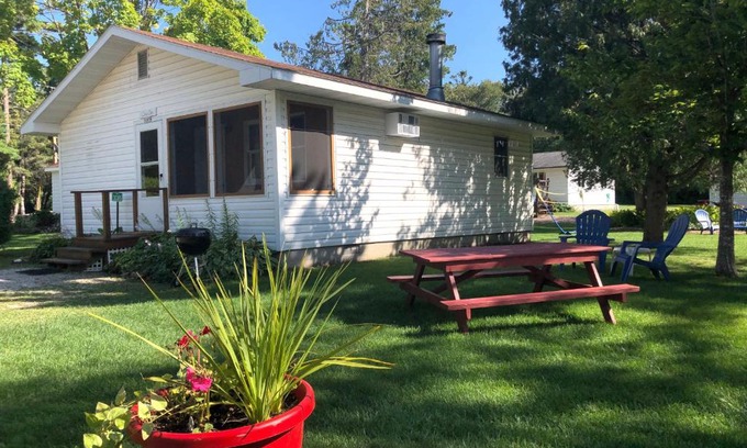 Ephraim Hotel | Ephraim Village Cottages