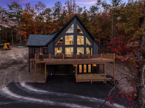 McGaheysville House | Epic Mtn Views I Luxe 5br Alpine Escape