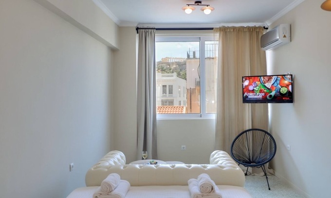Monastiraki Apartment | Ermou Fashion Suites 507 @ Acropolis view