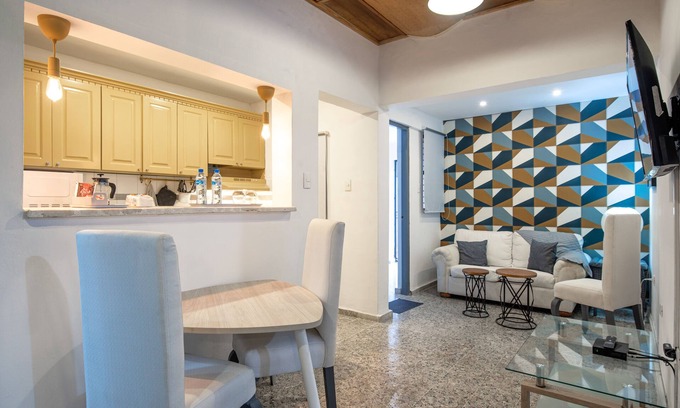 Reparto Aguedita Apartment | Escape Apartment in Gazcue Close to Colonial Zone