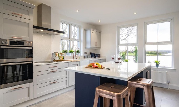 Lisnarrick Villa | Escape Ordinary at Lily's Pad