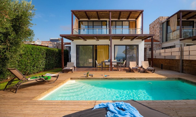 Nea Propontida Villa | Escape to Paradise: Experience the Ultimate Luxury at Kalma Exi Villa in Halkidiki