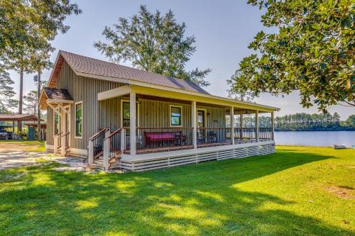 Harold House | Escape to Nature Lakefront Jay Cottage with Views!