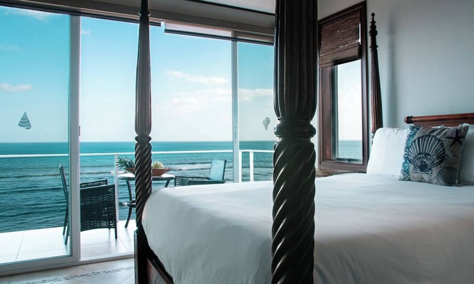 Boca Corona Apartment | Escape to Paradise Beachfront Suites Panama's Premier Boutique Hotel Pearl Suite