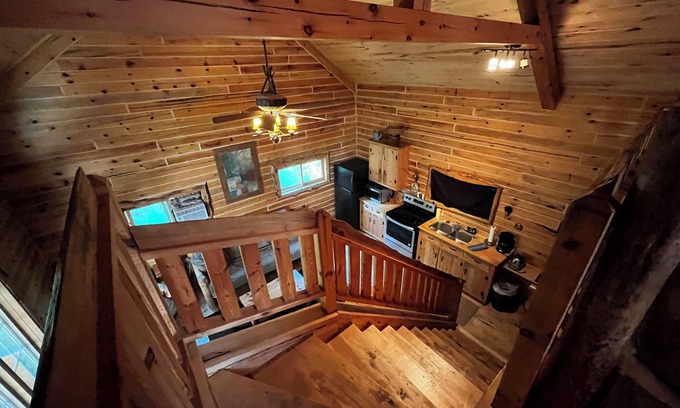 Isle Cabin | Escape to Serene Lakeside Bliss in Cabin on Mille Lacs Lake- 40Ft from the LAKE!