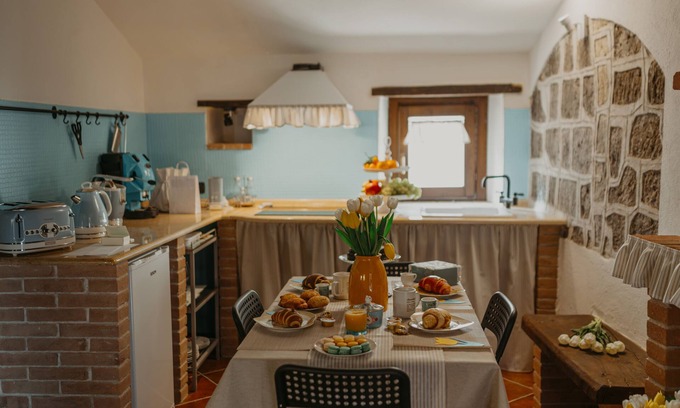 Sant'Agata de'Goti Apartment | Esmeralda Bed and Breakfast