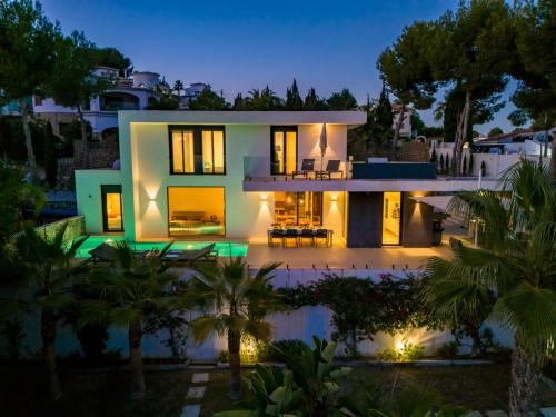 La Sabatera Villa | Esmeralda - By Almarina Villas