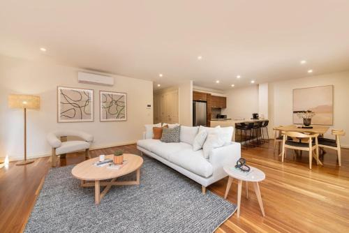Brighton Apartment | Esplanade Escape to the Brighton Beach Boxes
