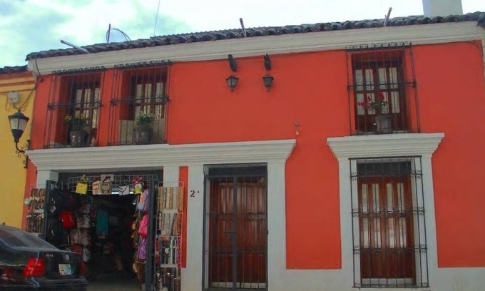 De Mexicanos House | Estancia Familiar “Don Santiago”