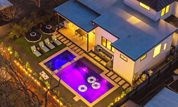 Galindo House | Estrella Azul: LUXE Pool | Spa ~ Perfect Location
