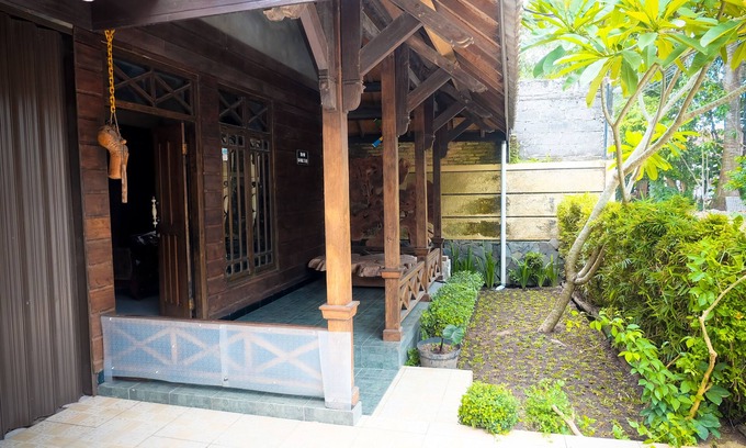 Condongcatur House | Ethnic Homestay Yogyakarta