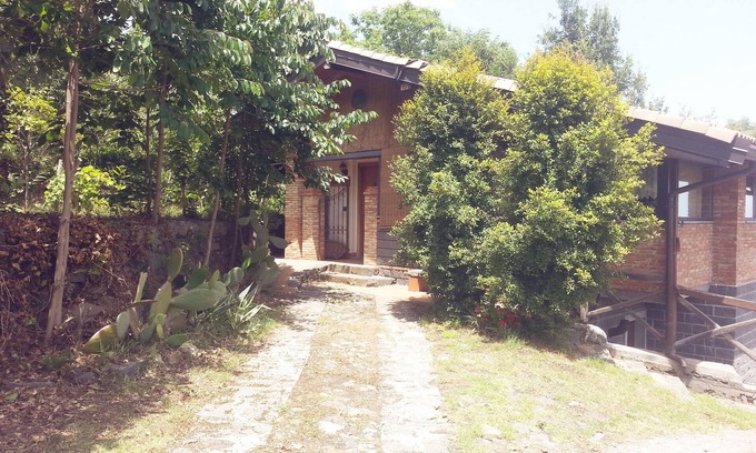 Praino Ski Chalet | Etna Holiday House Eureka, Charming Chalet