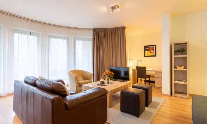 Upper Town Apartment | Europea Brussels EU Parliament Terrace Residence