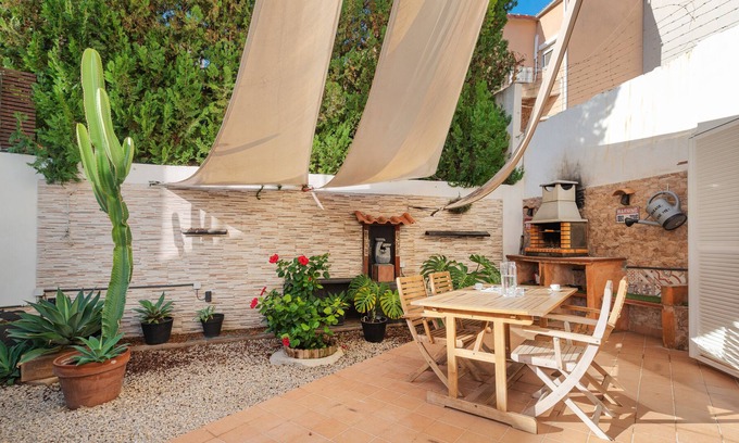 Puerto Maritimo House | EVAMAS - Chalet with terrace in PALMA DE MALLORCA. Free WiFi