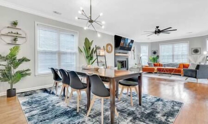 Peoplestown House | Eva’s House – Downtown ATL Getaway (12 Guests)