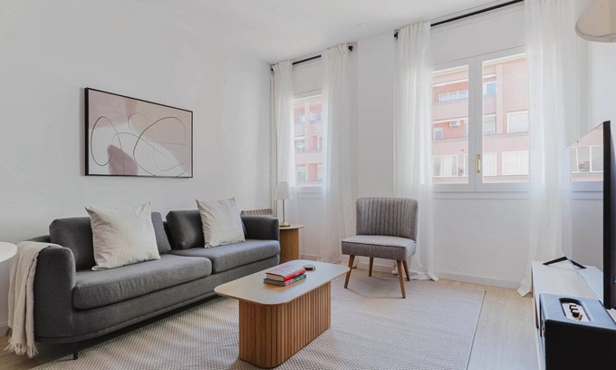 Sarria Apartment | Excellent Sarrià 1BR, Fully Equipped, by Blueground