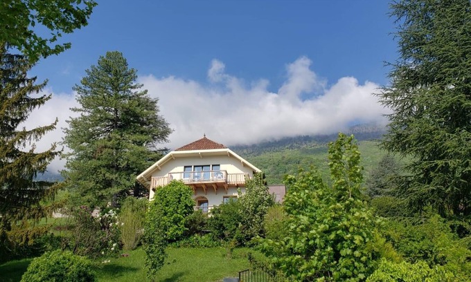 Le Bourget-du-Lac House | Exceptional Lac du Bourget view, 50m2, sleeps 2 to 4
