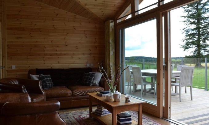 Perth House | Exceptional lodge in private woodland with luxury steam room