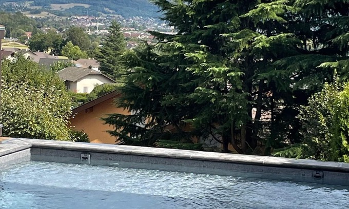 Sillingy House | Exceptional mountain view, heated swimming pool, 10 minutes from Lake Annecy