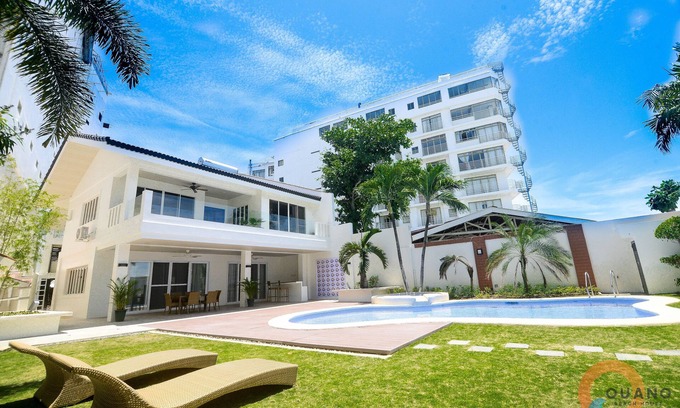 Maribago Villa | Exclusive Beachfront Villa in Cebu Ideal for Families or Groups